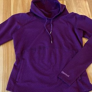 Marmot pullover size small